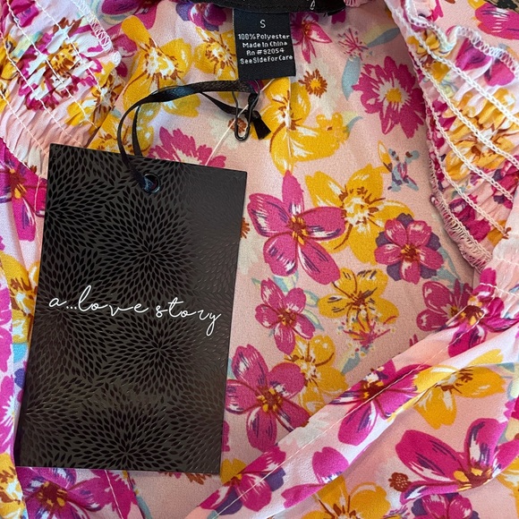 A… love story floral baby doll top blouse puff sleeve smocked new - Picture 11 of 16